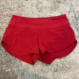 LIKE NEW red 2.5” speed up lululemon shorts
